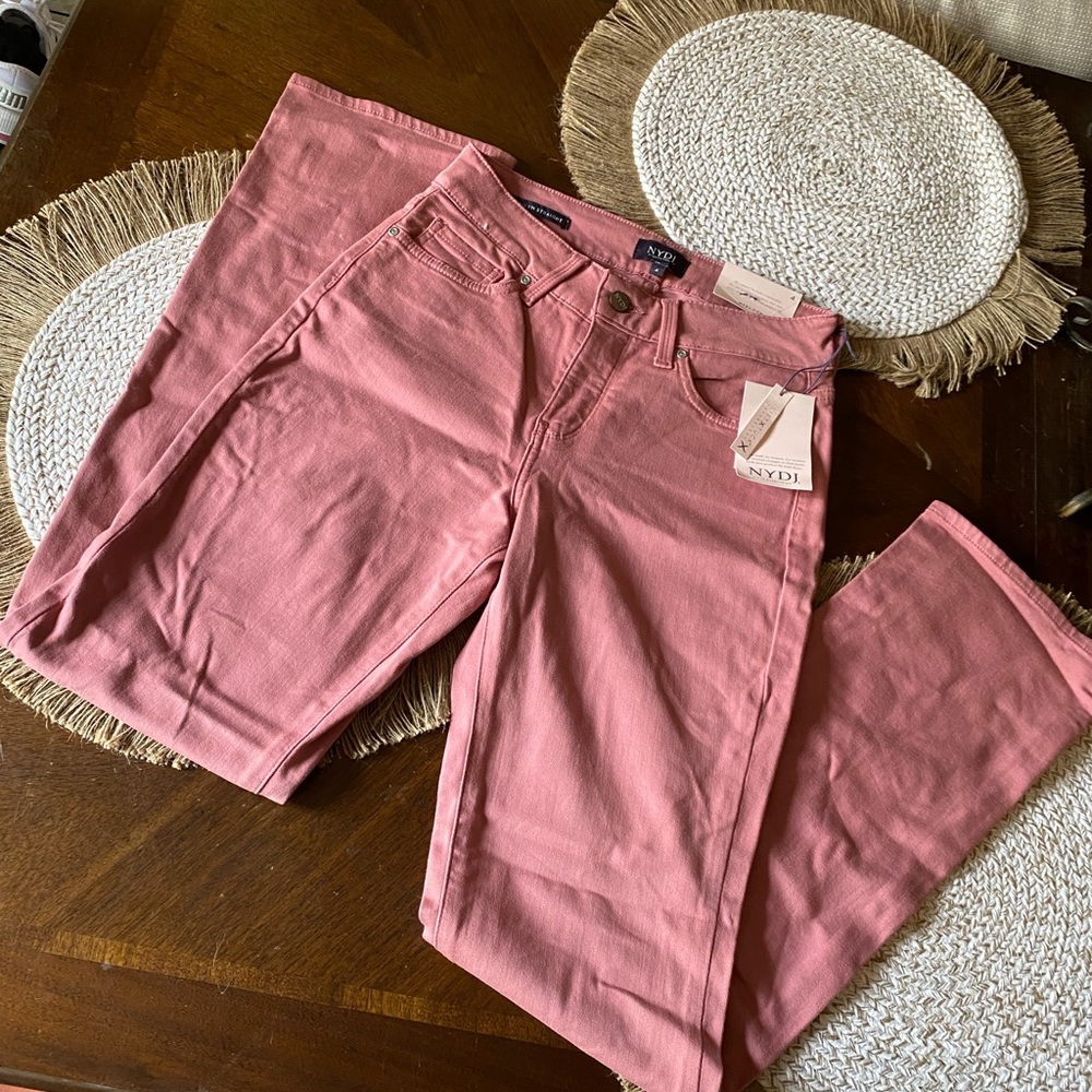 NYDJ PINK STRETCH PANTS size 4. Lift and tuck technology. Beautiful fit!